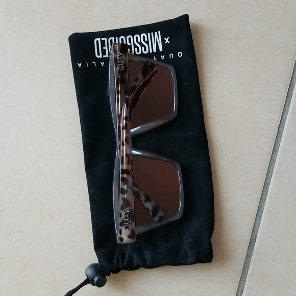 Quay australia sunglasses - Picture 2 of 5